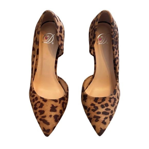 Leopard Print Point Toe Pumps - Picture 1 of 4
